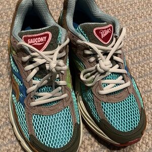 Saucony Progrid Omni 9